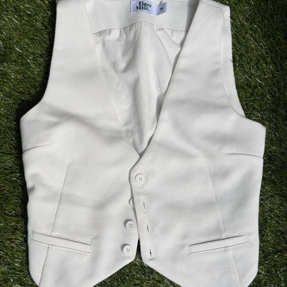 Tiger-mist Women's White and Cream Gilet
